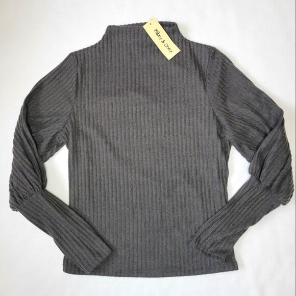 NWT Mikey & Joey Grey Juliet Sleeve Blouse - Picture 1 of 7